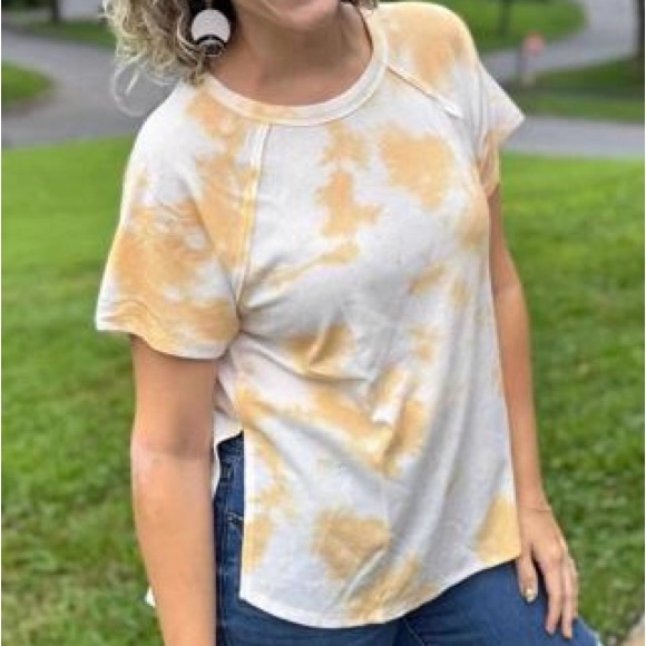 LulaRoe Melanie Short Sleeve Waffle Top - Medium - Picture 3 of 4